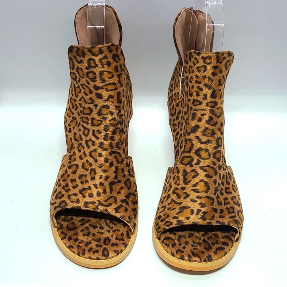 Oli Jolimall Animal Print Wedge
